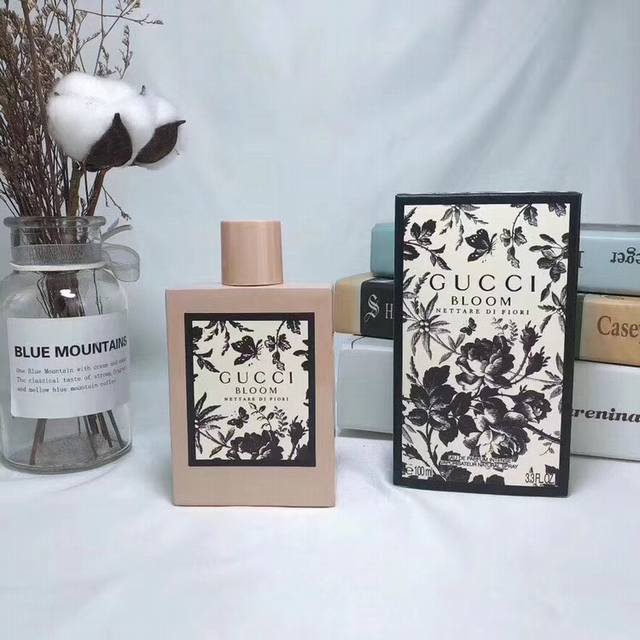 专柜品质 专柜古驰黑色繁花花蜜之水女士香水 Ml Gucci Bloom Nettare Di Fiori. 2018，配专柜手提袋，香调：花香调前调：玫瑰，生