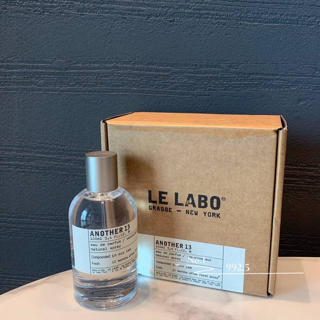 专柜品质 品名：香水实验室 Le Labo 别样13号 属性：中性香 香调：木质东方调 气味成分：龙涎酮 水杨酸戊酯 麝香 龙涎香 黄葵 梨