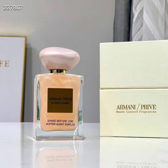 专柜品质 5苏州牡丹 Pivoine Suzhou 苏州牡丹真的是把烟雨江南的那份儿内敛又端庄做的淋漓尽致了，第一感觉就是扑面而来的大家闺秀气质，是难得的能体会