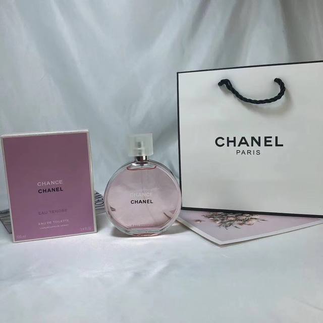 专柜品质 Chanel香奈儿Eau Tendre粉色柔情粉色邂逅女士淡香水 Ml，香调：花果香前调：葡萄柚，温柏中调：茉莉，风信子后调：琥珀，鸢尾，雪松，麝香