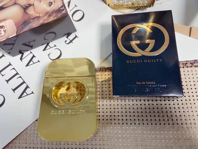 专柜品质 Gucci古驰罪爱女士淡香水的瓶身由珍贵的24K半透明黄金装饰而成，华丽炫目，巧夺天工，如同一件高雅极致的当代艺术品。古奇这款醉人的东方花香拥有精巧瓶