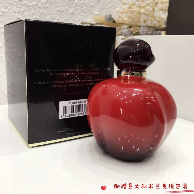 专柜品质 Dior 迪奥 Hypnotic Poison红毒蛊媚奇葩女士淡香水100Ml 香调:东方花香调 这款香水让你感受到法国人的独立热情，内心年轻，喜爱时