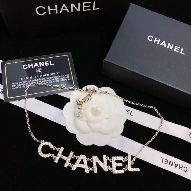 新款 Chanel香奈儿 中古 双C项链小香家的款式真心无需多介绍每一款都超好看，精致大方，非常显气