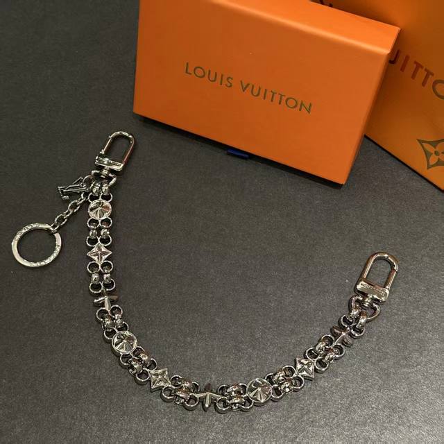 -Louis Vuitton 徽标设计 金属 配饰 腰链链条设计男女同款情侣款银色 包包链条