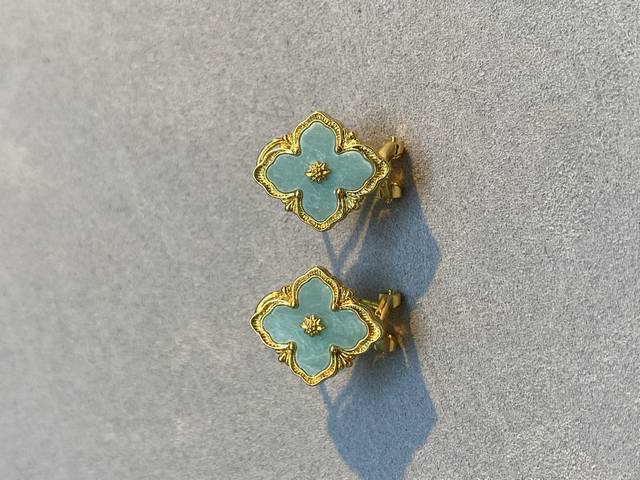 V金材质咪金精工布契拉提天河石耳环