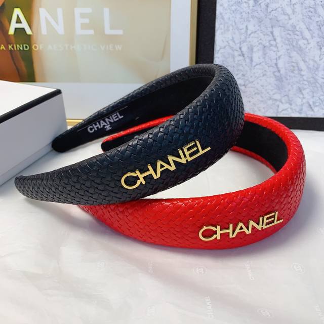 Chanel小香 Chanel发箍 编织皮钛钢Logo欧美时尚风发箍气质百搭小仙女必入单品名媛风十足～宝藏款 闭眼入推荐款 单个