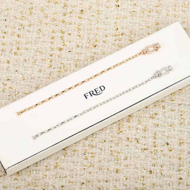 210443 我们出品 可订做真金真钻版，量大咨询客Fu Fred 链条航海马蹄扣小号Zw+， 通体采用精工Cnc版本 ，进口定制链条上手手感非常细腻亲肤，通体