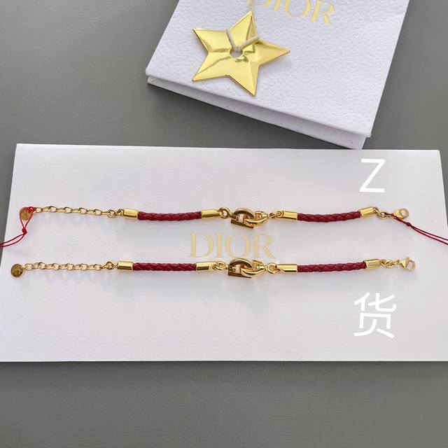 我们出品 Z Vs 我们！认准我们家出品！只对标Z批饰品类的工艺现在对于我们来说，完完全全能做到99.99%，剩下0.01%留给自己别太骄傲，可以很自豪的说，别