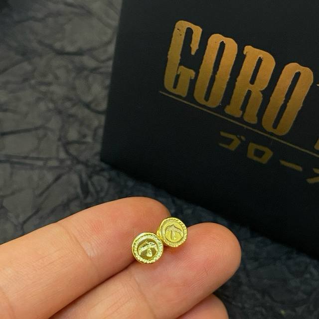 新品上架 Goro’S高桥吾郎复古黄金色飞鸟耳钉，顶级版本 认准独家拍摄 主攻高端市场 绝对区别普通版本！图片产品细节与Z批一致！原版制作工艺 精工品质 纯手工