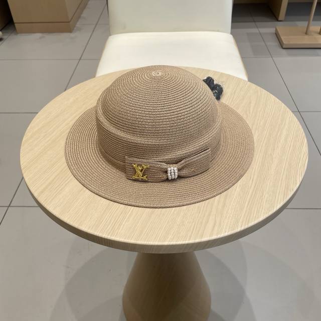 路易威登棒球帽 Louisvuitton2025夏季新款蝴蝶结防晒草帽盆帽女韩版气质草编帽出游草帽