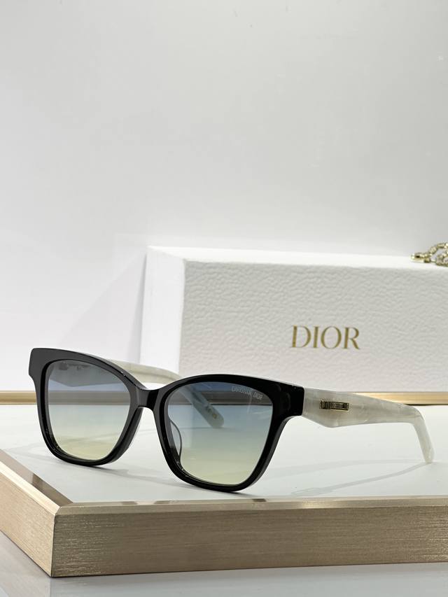 Dior Mod：Diorcdioro S4I Size：53口16-140