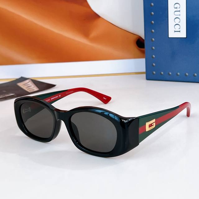 Gucc* Model：Gg2432 S Size：50口19-125