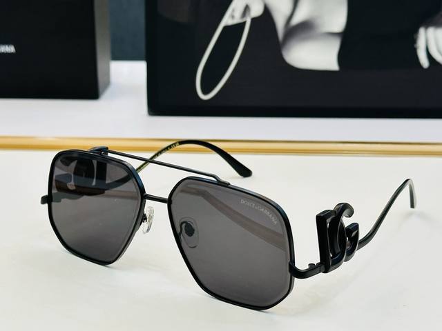 Dolce&Gabbana* 杜家 Dg6696 Size：60口14-138 质量杠杠的 喜欢的快下手 D质感强 配光镜