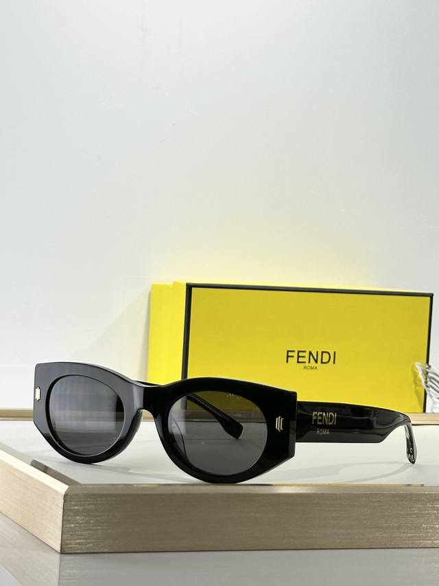 Fendi Model: Fe40125I Size:50口23-145