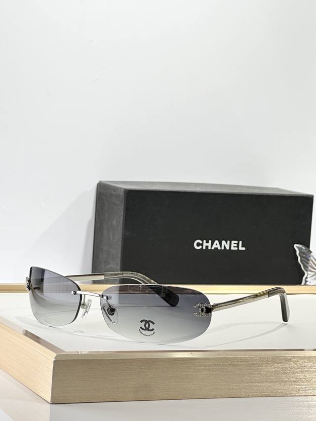 Chanel Model：A71560 Size：68口16-145