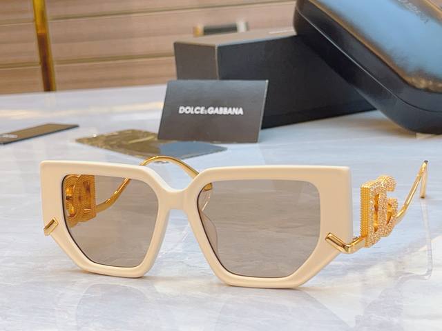 Dolce & Gabban* D*G新款太阳镜，Model：Dg6663，Size：52口16-140