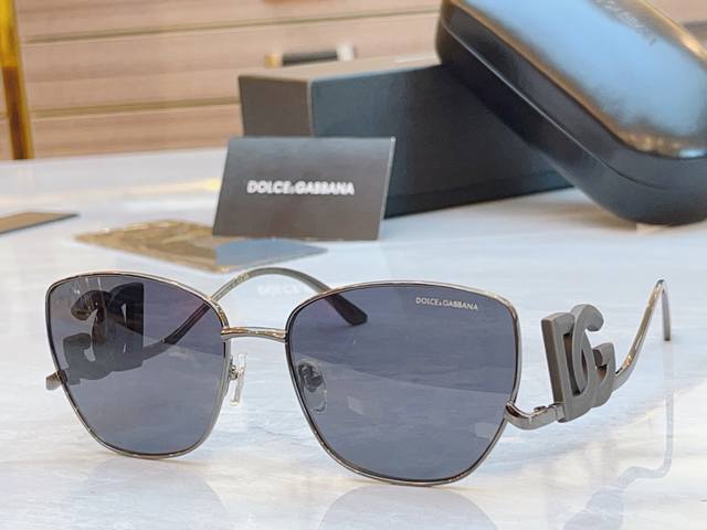 Dolce & Gabban* D*G新款太阳镜，Model：Dg1498Lb，Size：58口17-138