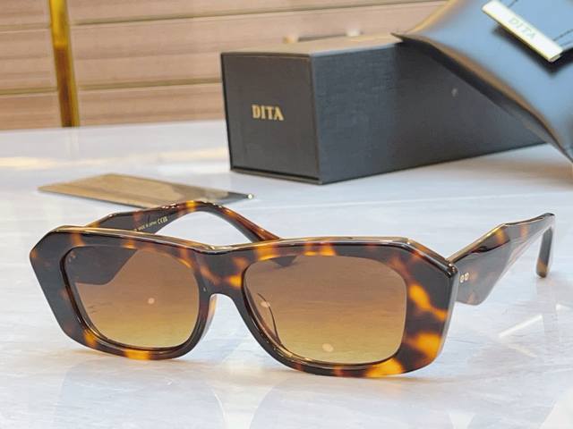 Dit* 蒂*塔新款太阳镜，Model：Dts725，Size：54口14-145