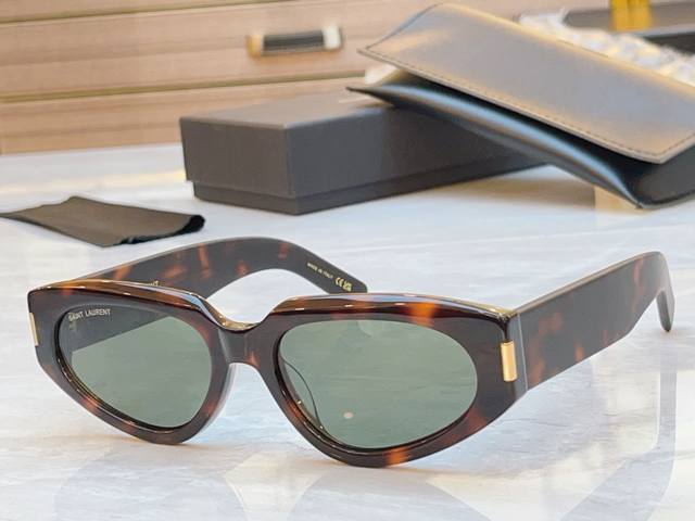 Saint Lauren* 圣罗*兰新款眼镜架，Model：Sl 812，Size：50口19-140