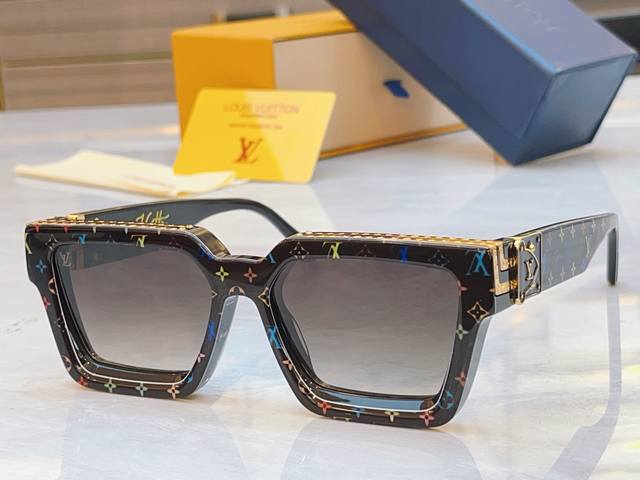Louis Vuitto* 路易*威登新款太阳镜，Model：M96006Wn，Size：56口17 52E