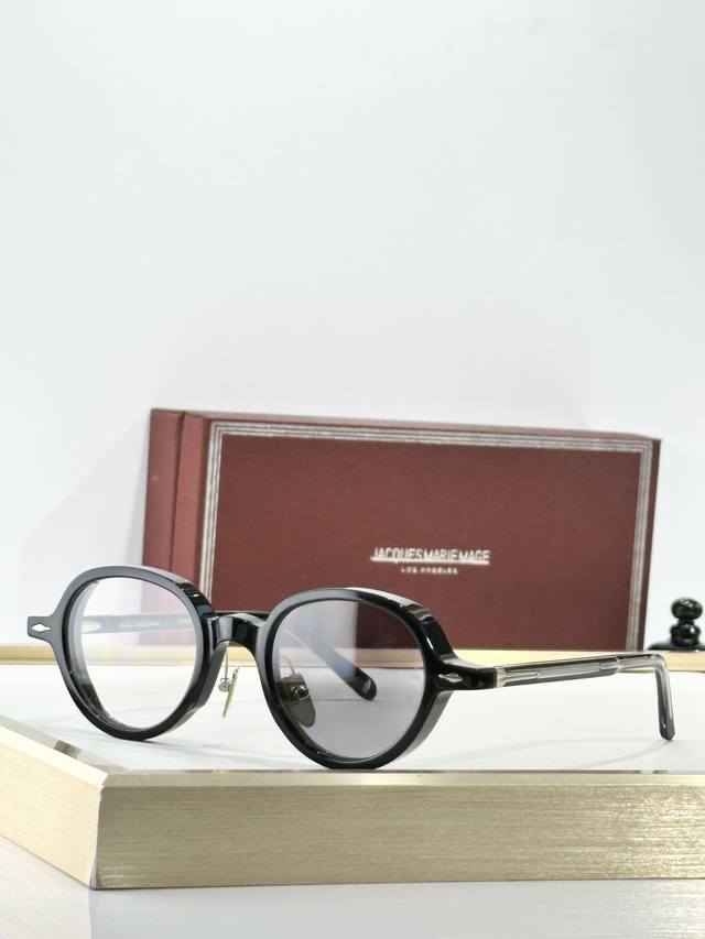 变色 Jacques Marie Mage Model：Clark Size:45口22-146