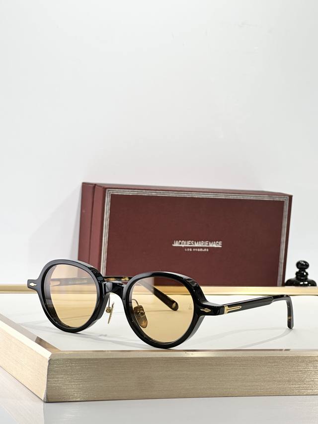 Jacques Marie Mage Model：Clark Size:45口22-146