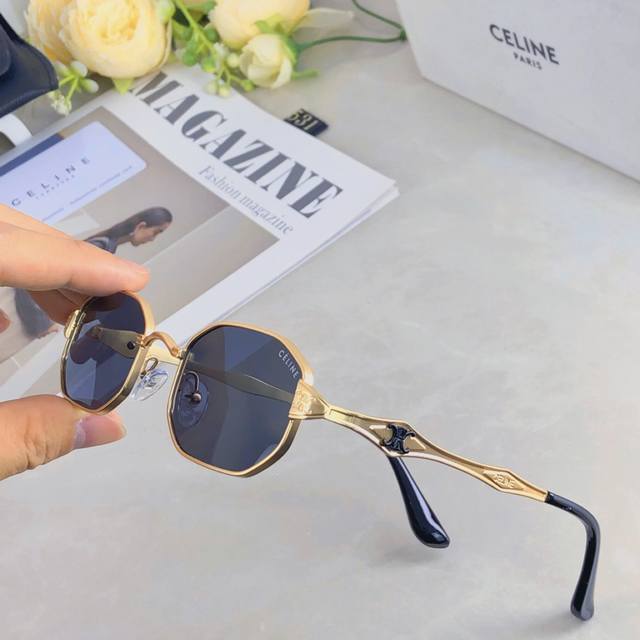 Celin*新款复古墨镜韩版Ins网红高级感拍照凹造型太阳眼镜Ins风开车超酷