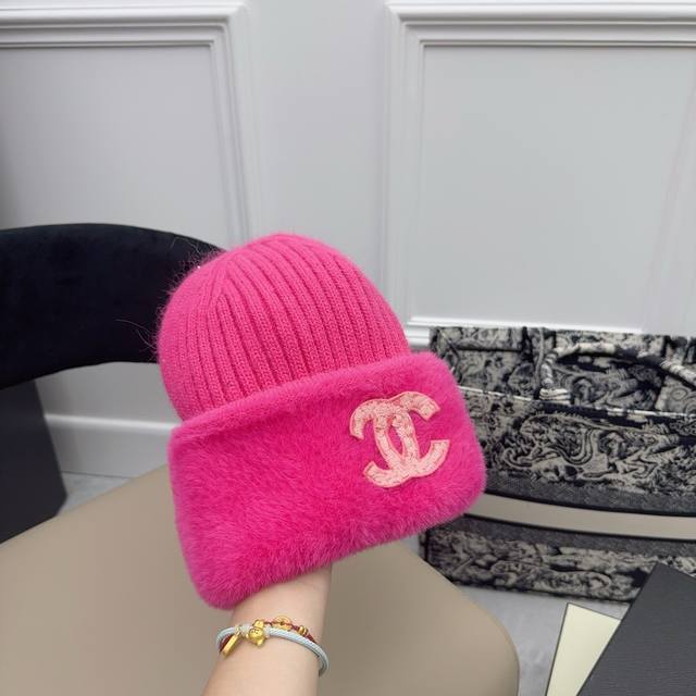 Chanel 订单款兔毛帽