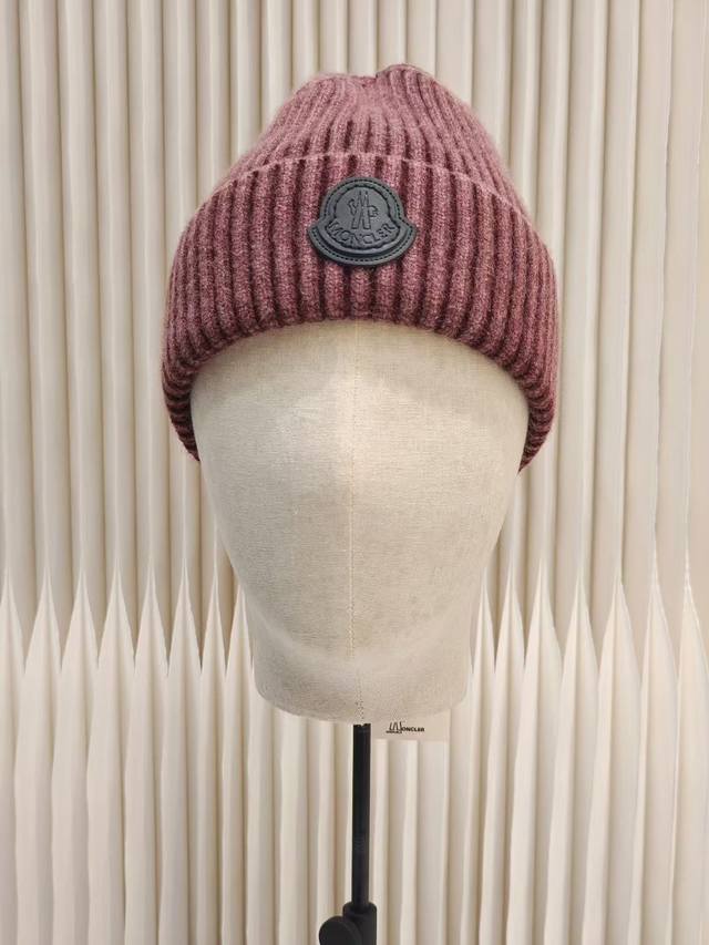 跑量 蒙口～皮质Logo搭配砂洗工艺，再征服多几座雪山