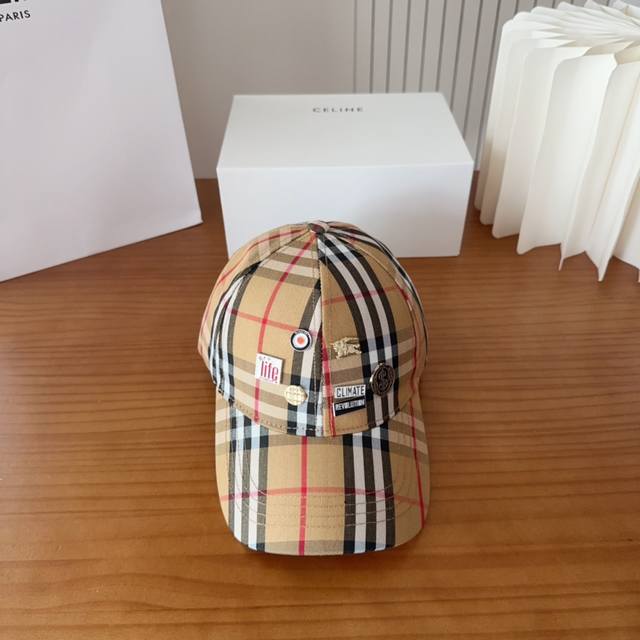 博柏利Burberry经典火爆单品经典棒球帽质量超级