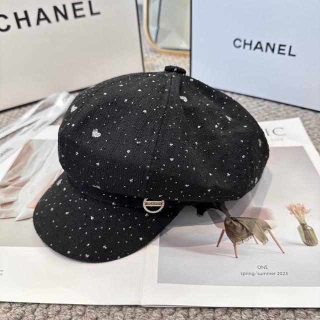 Chanel 香奈儿 新款八角帽 ，高版本原单品质 简约经典Logo，质感超级赞，精致大牌范，女神必备神器 2色