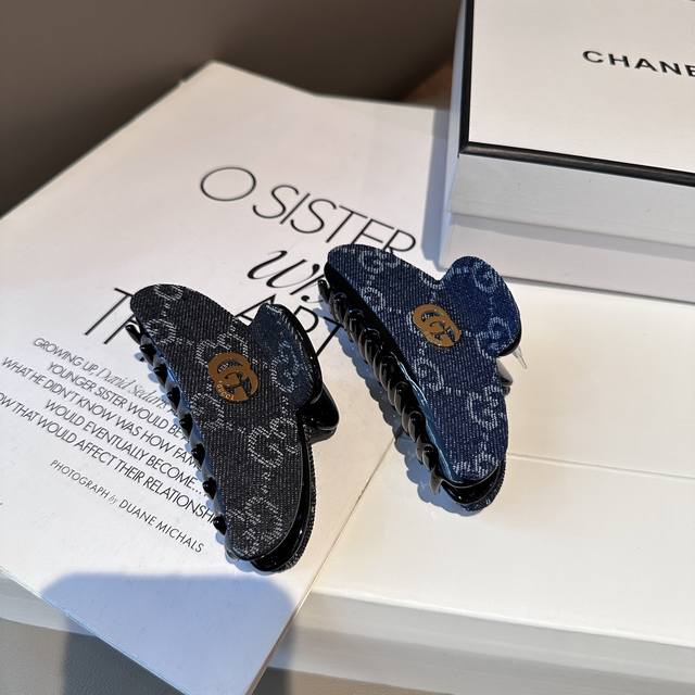 配包装盒 Gucci 古奇 新款抓夹，名媛风气质美，时尚百搭，甜酷小姐姐必备