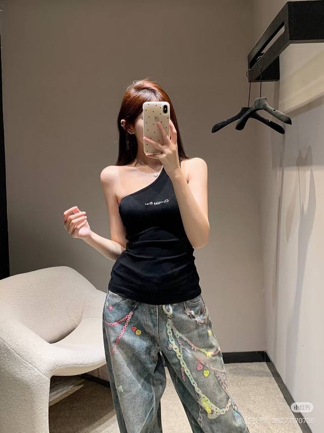 迪奥斜肩针织背心