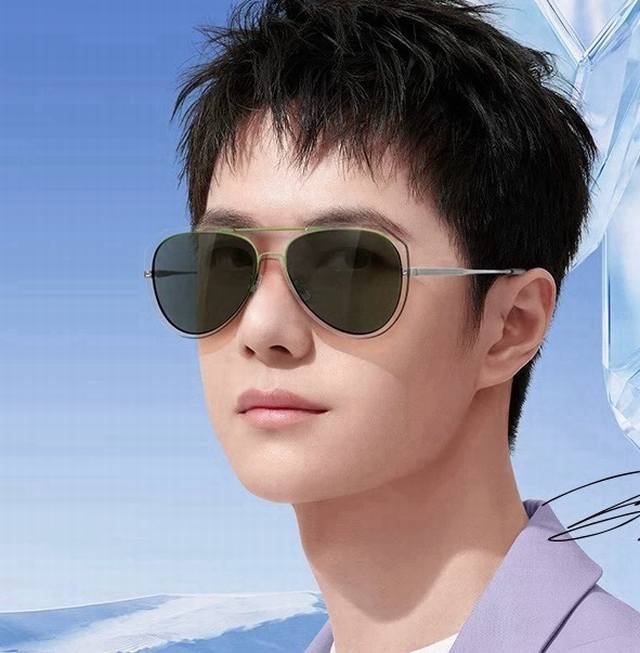 Gucc* 2025 新款男女情侣款太阳Ip电镀永不褪色 卖点：超轻超有弹性整幅眼镜片：高清尼龙偏光镜片 型号：G5642