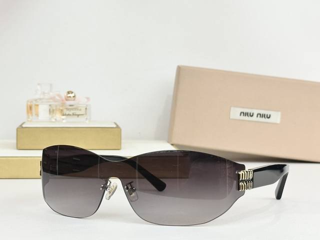 Miu Mi* Mod：Smu69W Size：66口17-135
