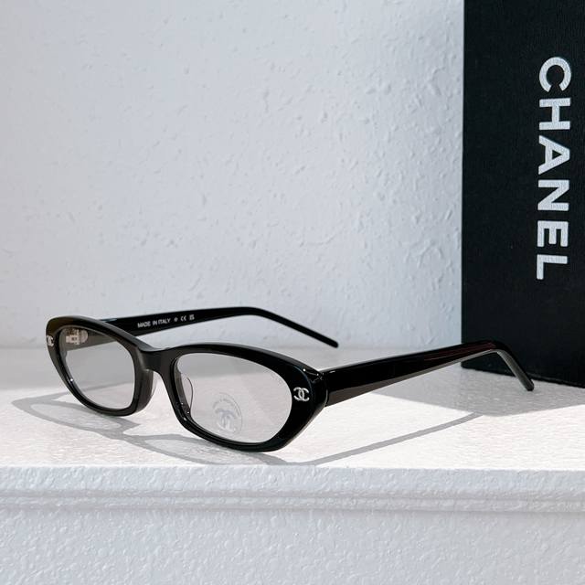 Chane* Model：Vintage02 Size：56口20-142