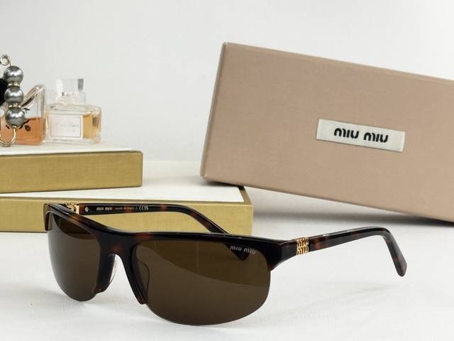 Miu Mi* Model:Mu 122Av Size：64口18-125