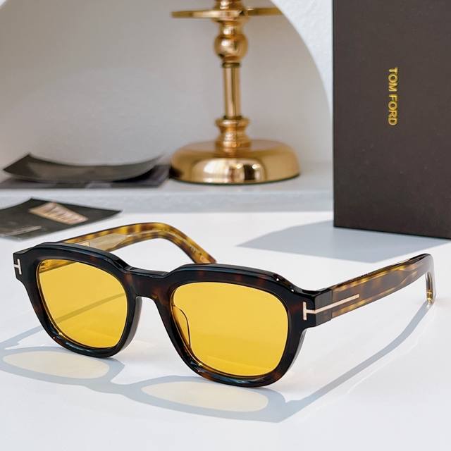 Tom For* Model：Tf1226 Size：52口20-135