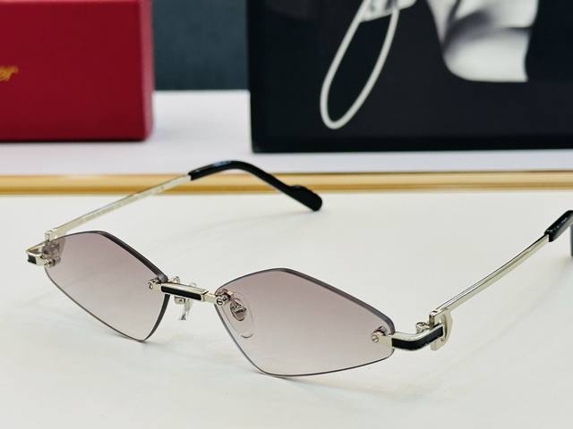 原版Cartie* 卡家 官网经典款 太阳镜 Ct0659S Size：56口17-143 电镀工艺精湛大牌品 X戴起来气质十足！