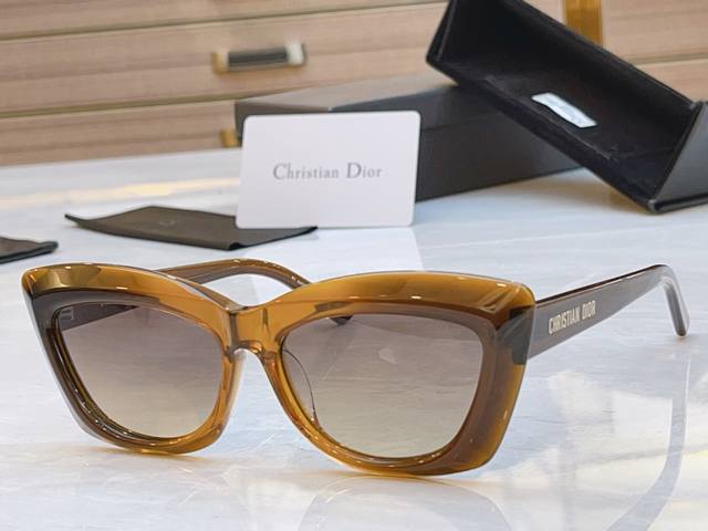 Dio* 迪*奥新款太阳镜， Model：Cdmidnight B3F，Size：55口17-145