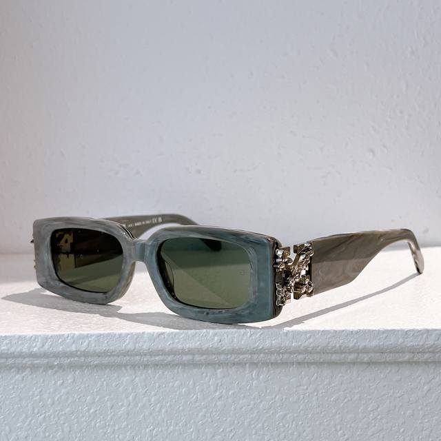 Off White Model:Oer1098F Size:51口20-145