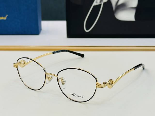 原版 Chopard肖邦 Model: Vcha54J Size：52口19-140 以现代时尚的设计风格 L配光架
