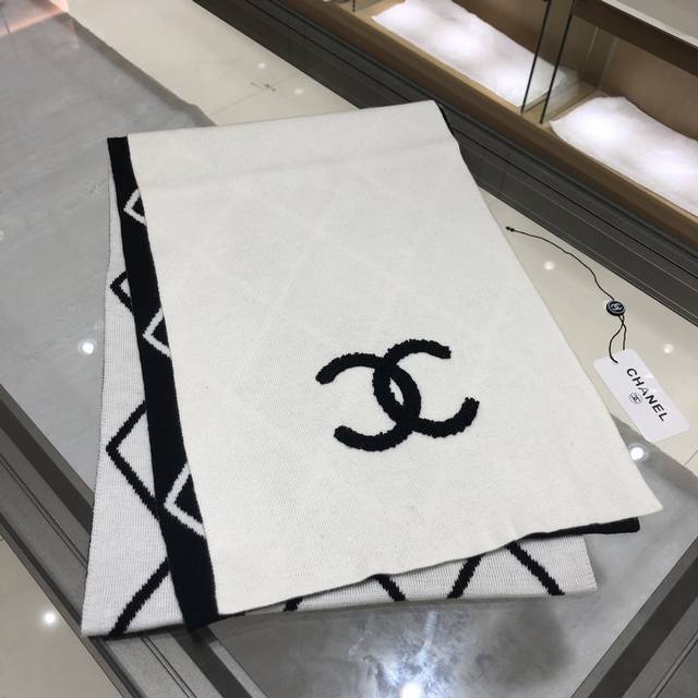 黑白色 Chanel香奈儿 经典菱形设计双面配色 新款羊绒针织围巾原版工艺 专柜购入打版，1:1复刻，商标吊牌齐全