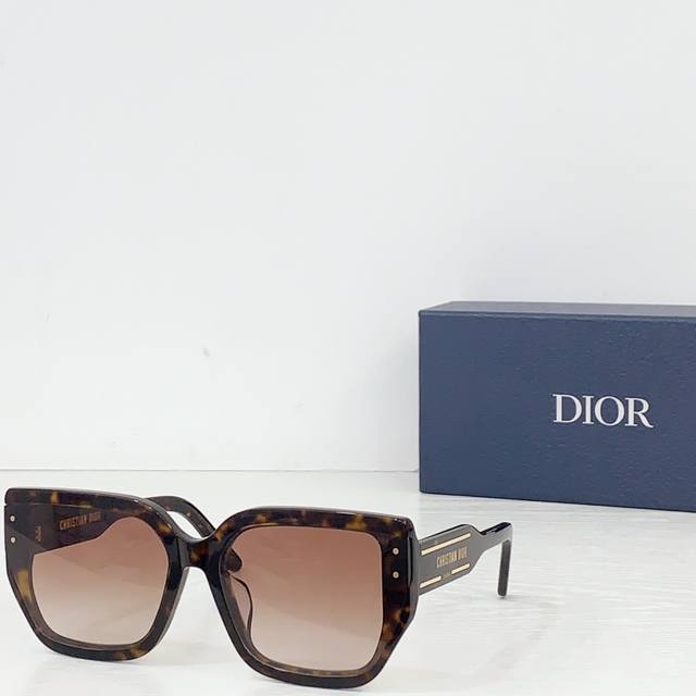 Dio*Model：Diorsignature S14Fsize：66口16-140