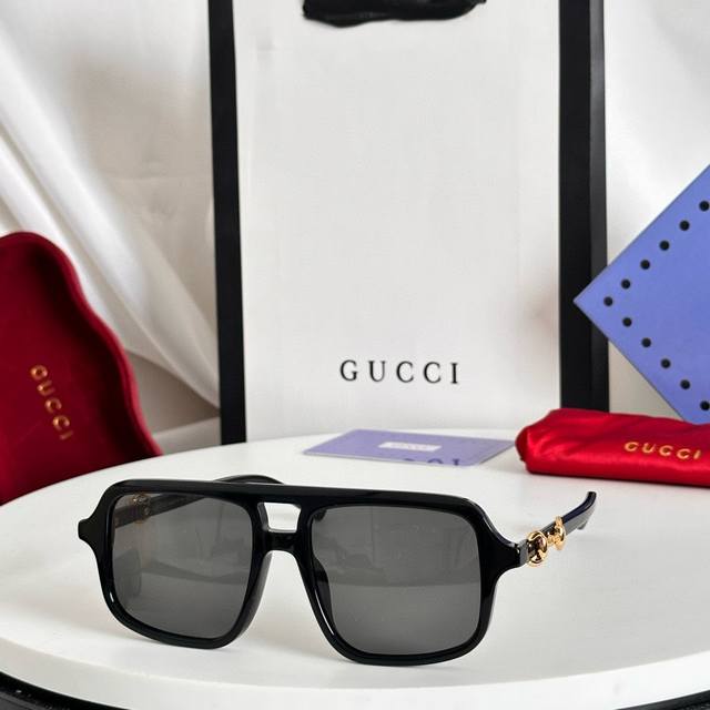 Gucc*Model：Gg2052Ssize：53口16-145