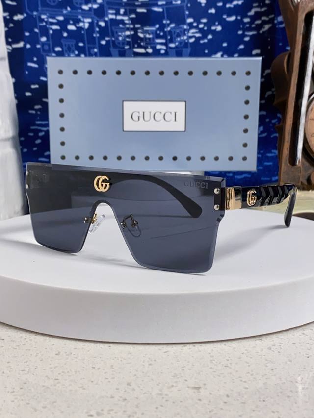 Gucci古奇 2025款欧美时尚女士方框遮脸连体太阳眼欧洲站网红护目防紫外线墨镜