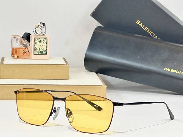 Balenciag* Mod：Bb0415O Size：60口14-145
