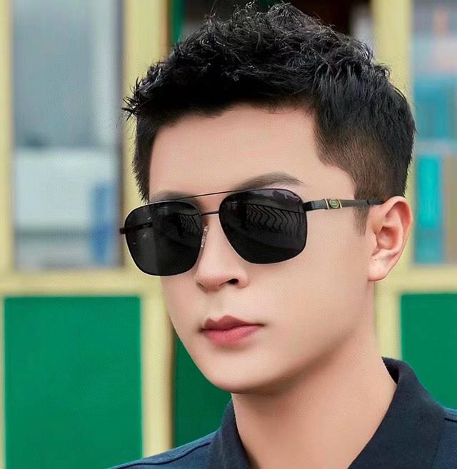 路虎 高品质男女款墨镜 进口宝丽来偏光镜片 蛤蟆镜 开车钓鱼都可