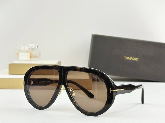 Oversized Tomfor Mod:Troy Tf836 Size：61-10-140