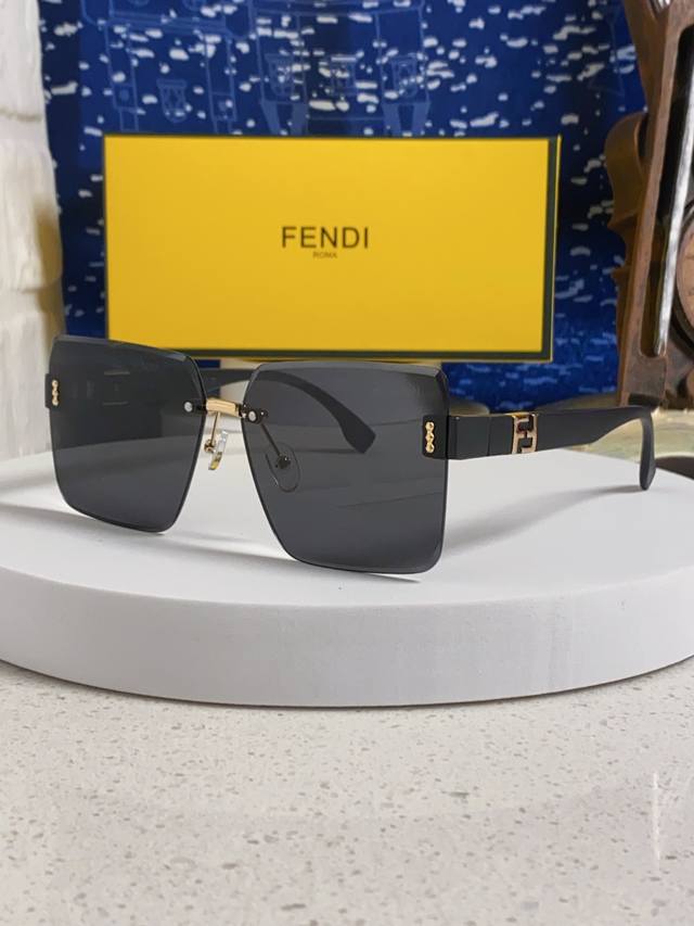 Fendi芬迪 2025新款欧美复古无框墨镜女款高级感防晒方形显瘦防紫外线个性太阳镜